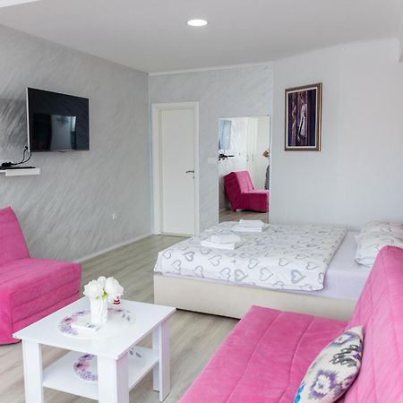 Apartmani Hm Требинье Экстерьер фото