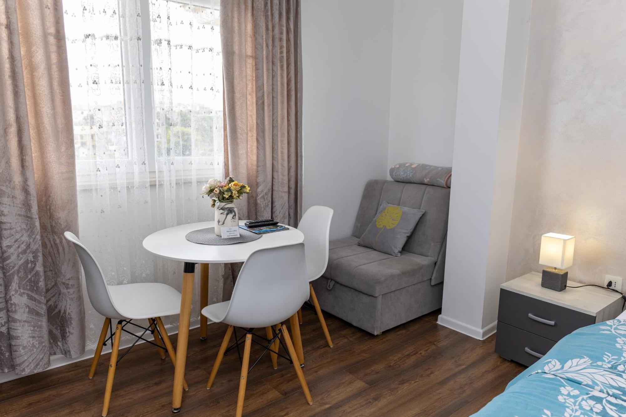 Apartmani Hm Требинье Экстерьер фото