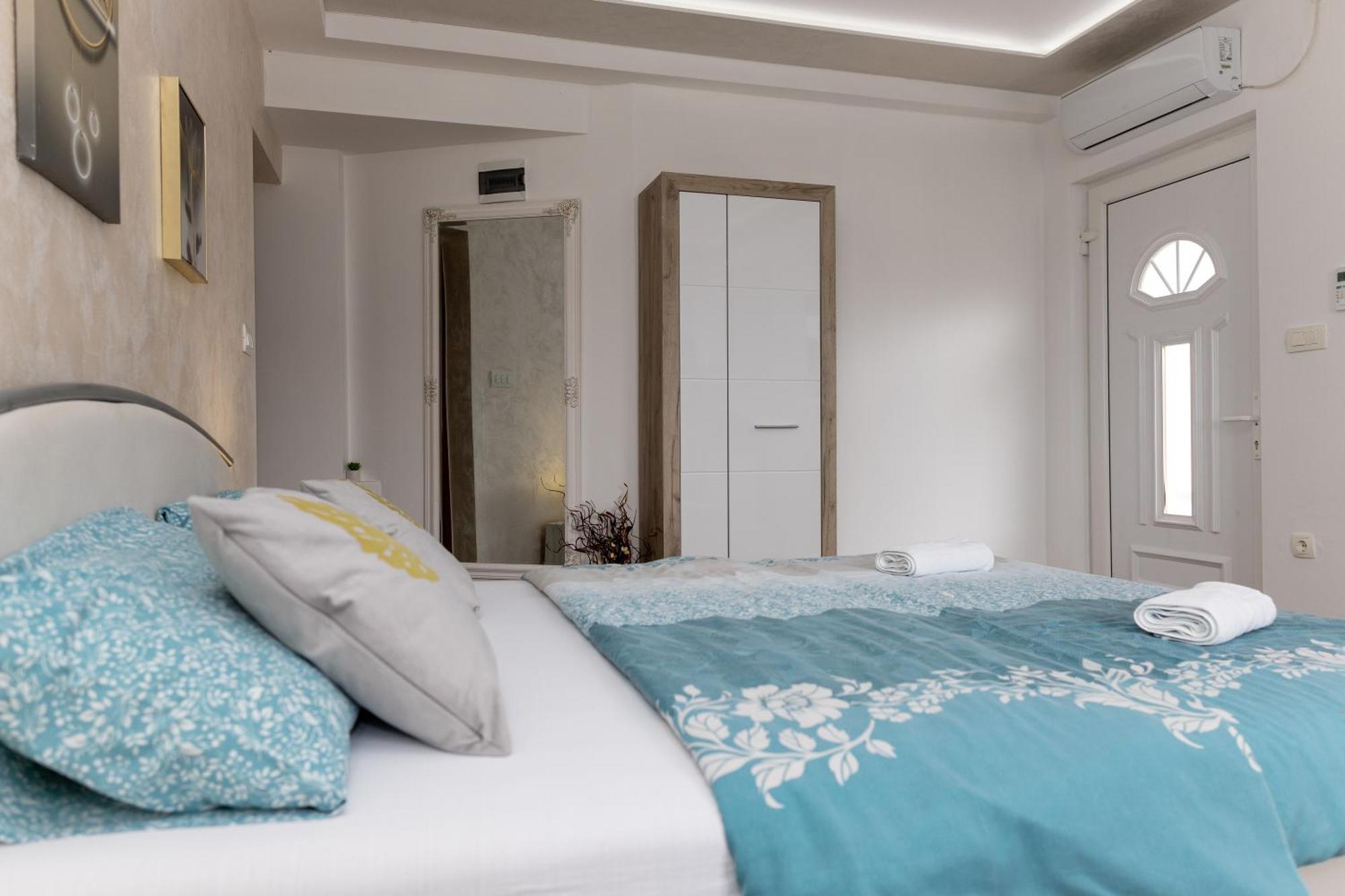 Apartmani Hm Требинье Экстерьер фото